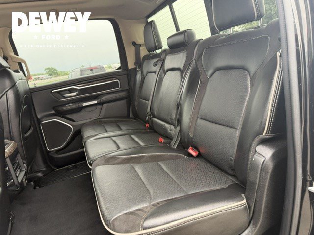 Used 2019 Diamond Black Ram Laramie image 32