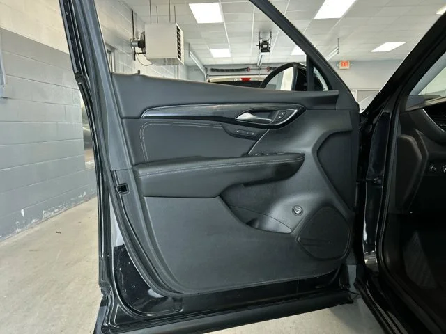 Used 2023 EBONY TWILIGHT METALLIC Buick Essence image 27