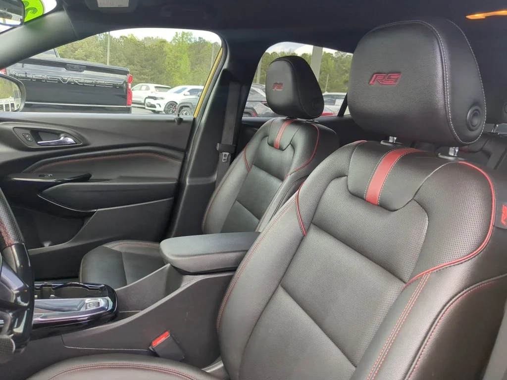Used 2025 Nitro Yellow Metallic Chevrolet 2RS image 14