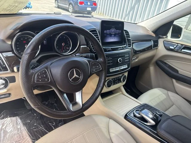 Used 2018 White Mercedes-Benz GLE 350 image 17