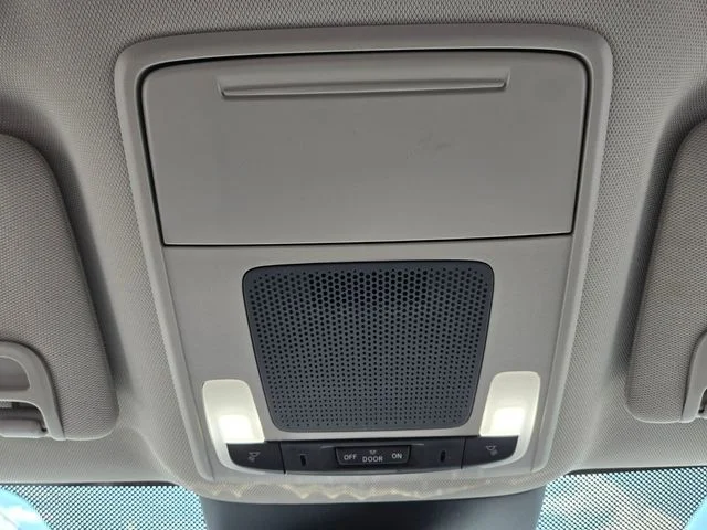 Used 2025 Black Honda EX-L image 26