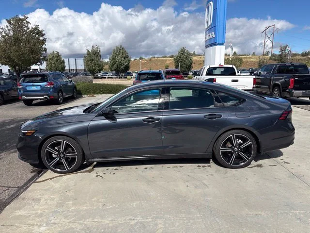 Certified Used 2026 Meteorite Gray Metallic Honda SE image 35