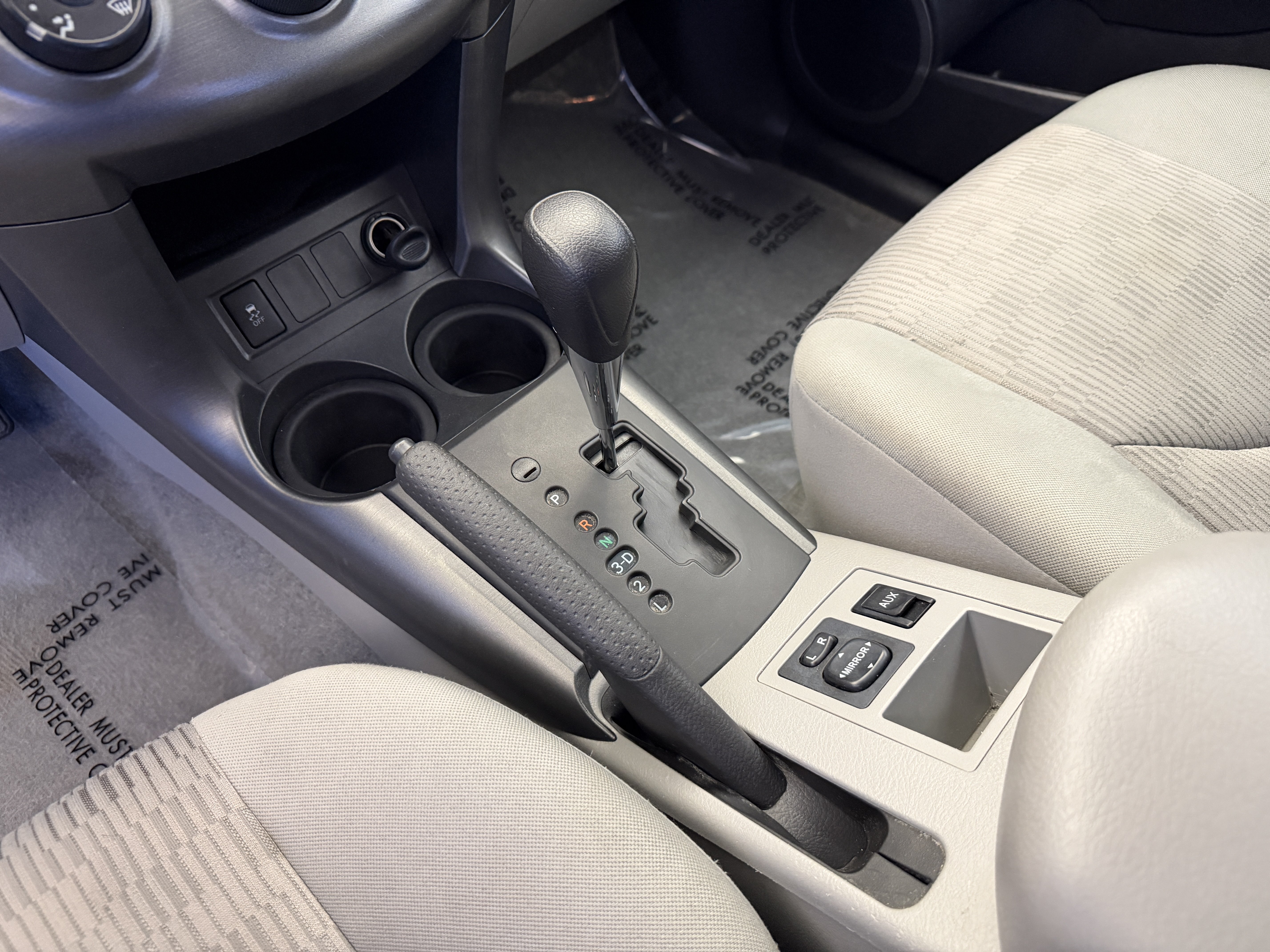 Used 2011 Classic Silver Metallic Toyota BASE image 18