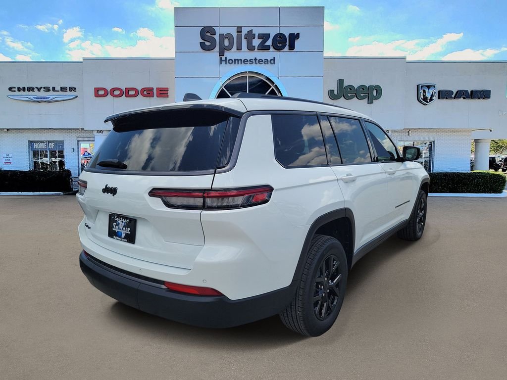 New 2026 Bright White Clear-Coat Exterior Paint Jeep Altitude image 2
