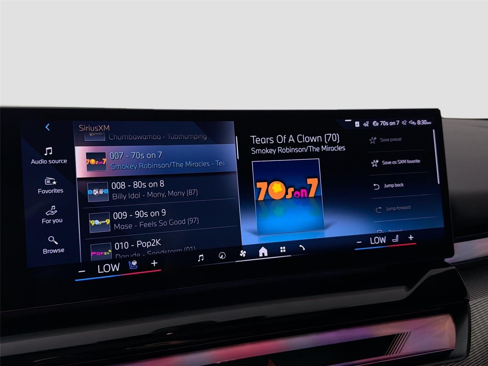 New 2027 Brooklyn Grey Metallic BMW 530i image 27