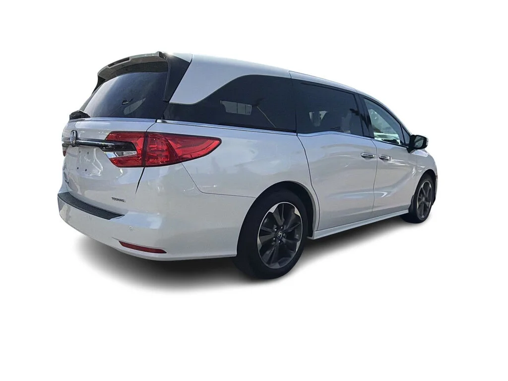 Used 2023  Honda Touring Certified Pre-Owned   Clean Title   One Ow image 15