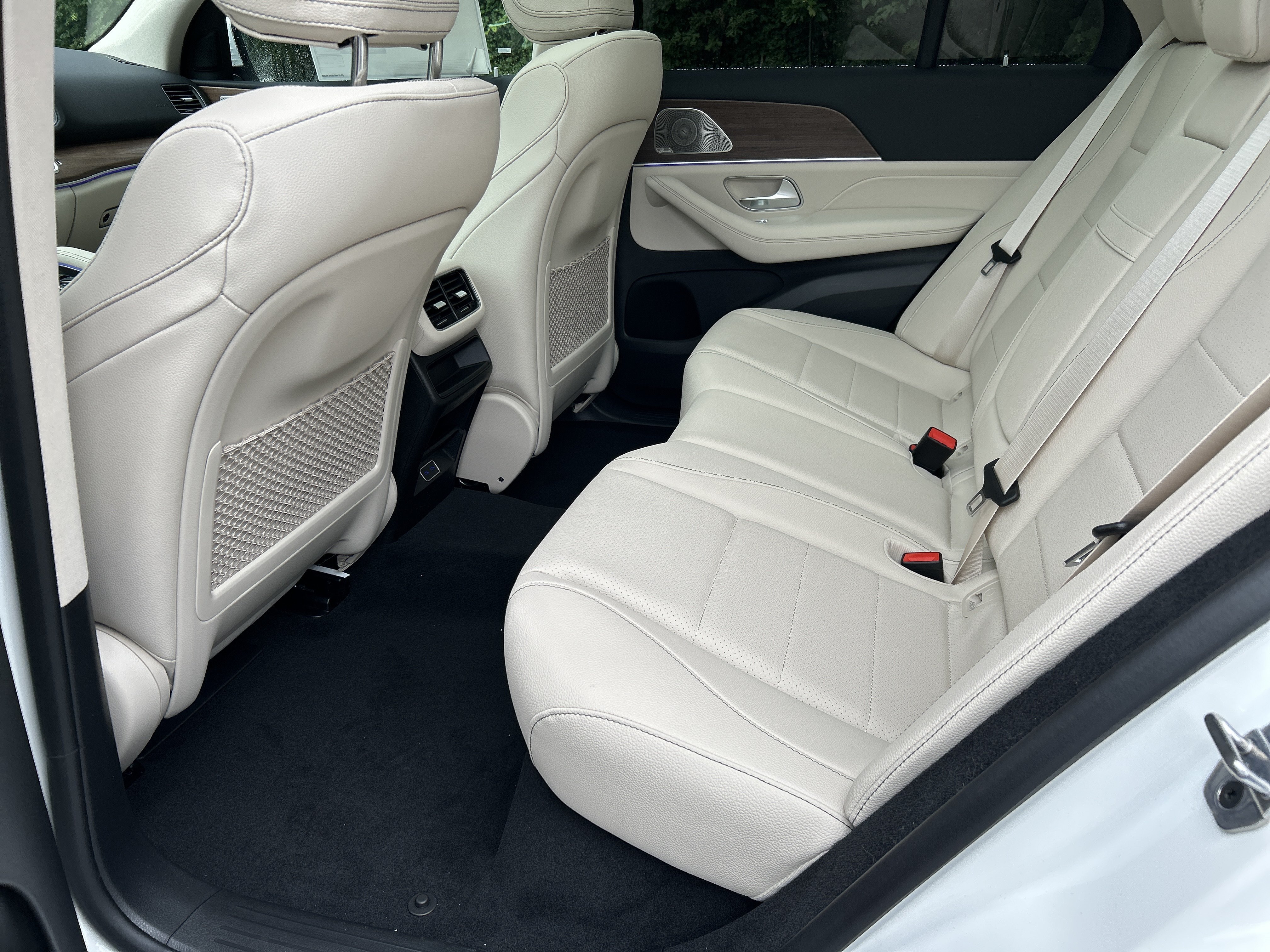 New 2026 Polar White Mercedes-Benz GLE 350 SUV image 35