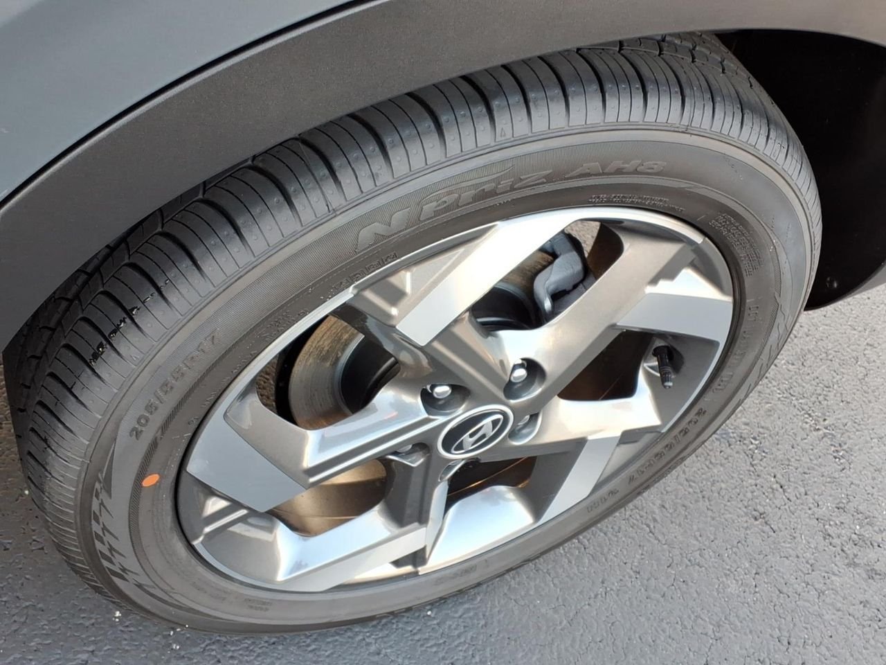 New 2026 Ecotronic Gray Metallic Hyundai SEL image 15