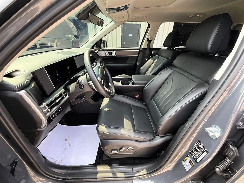 Used 2025 Gray Hyundai XRT image 16