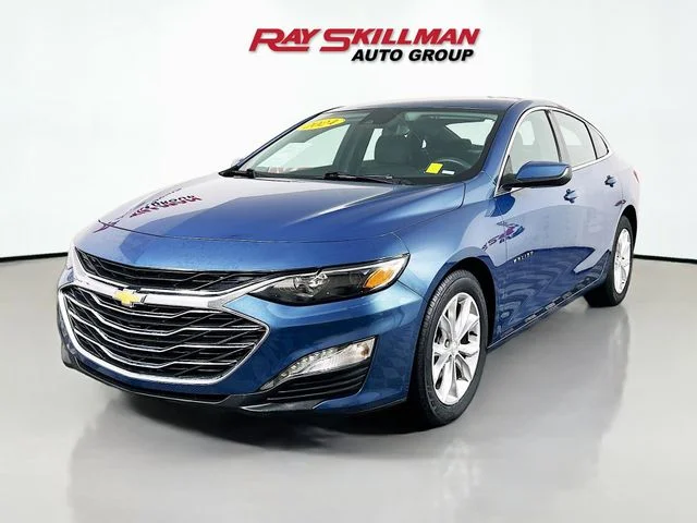 Used 2024 Blue Chevrolet LT image 3