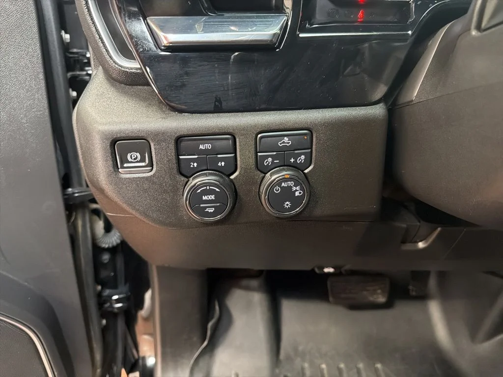 Used 2023 Black Chevrolet LT image 21