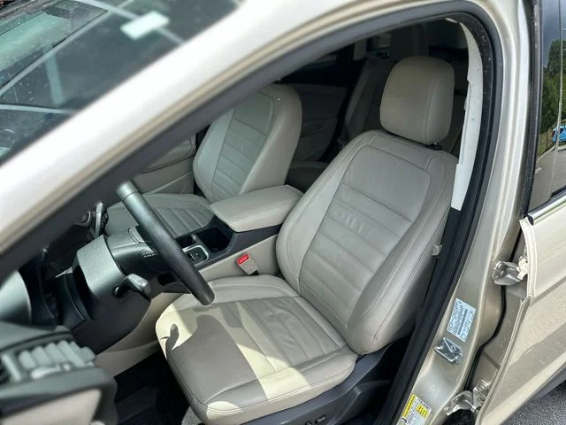 Used 2018 Gold Ford SEL image 12