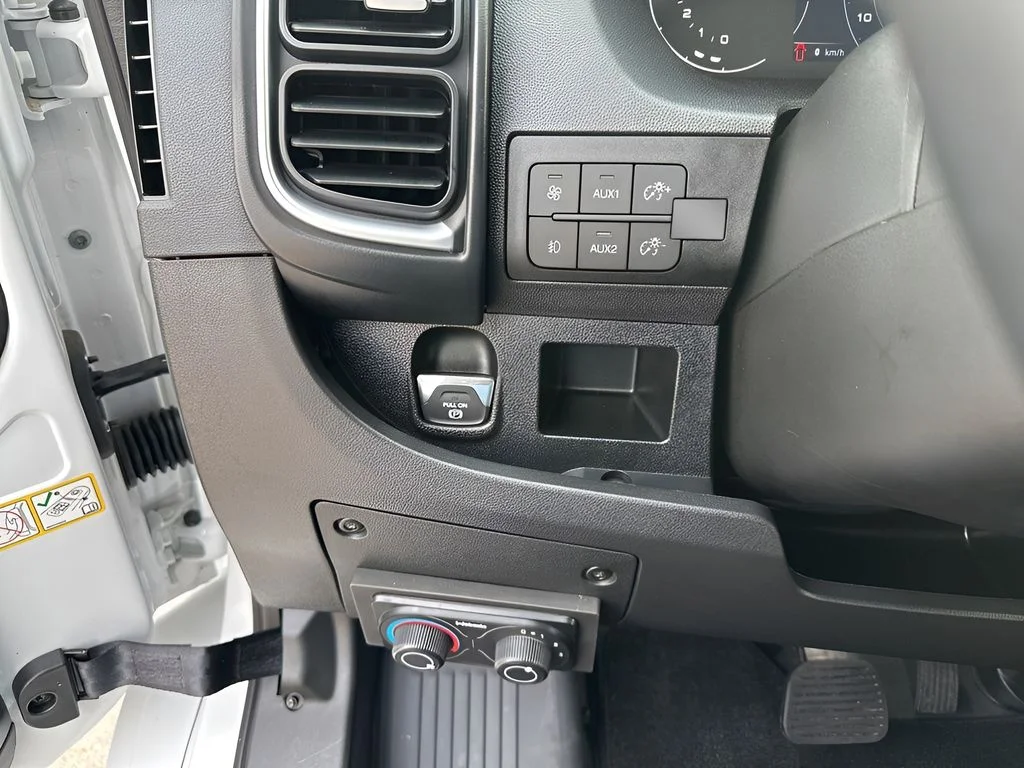 2025 RAM ProMaster Window Van Base - Photo 33