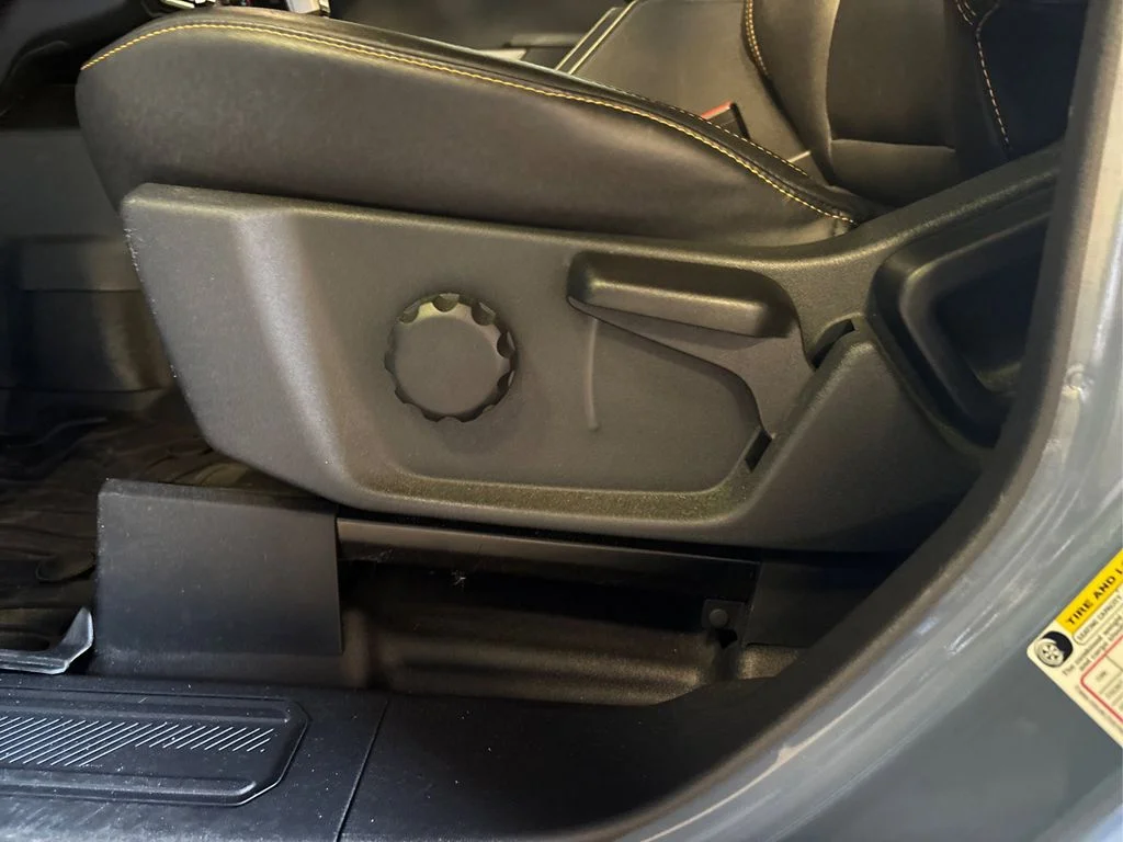 Used 2023 Gray Ford Badlands image 28