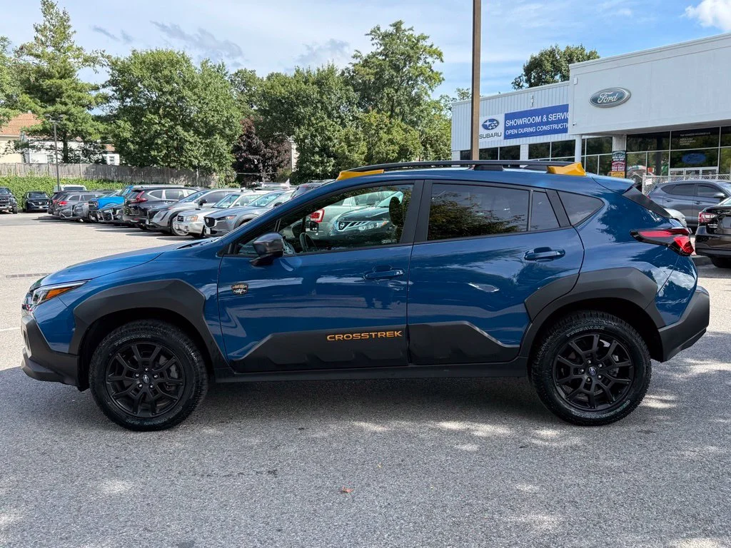 Used 2024 Geyser Blue Subaru Wilderness image 5