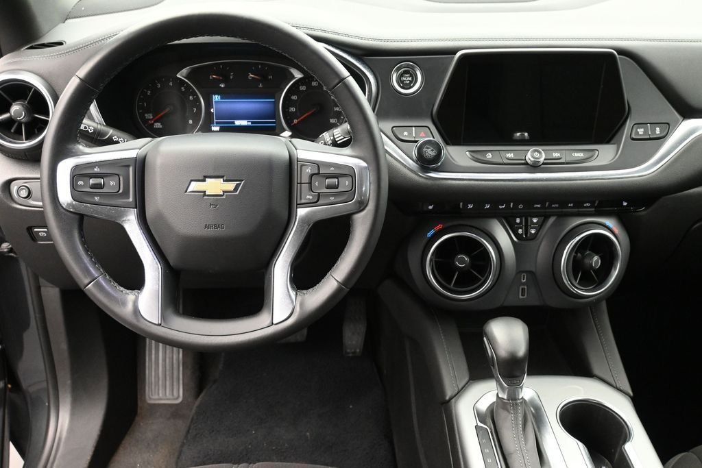 Used 2020 Gray Chevrolet LT image 10