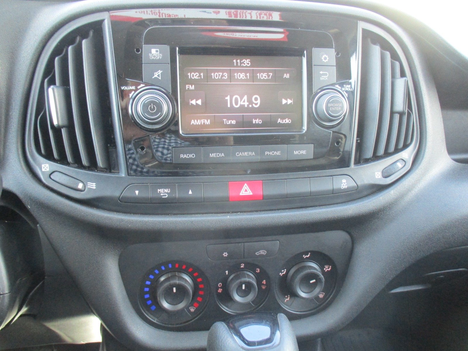 Used 2022 WHITE Ram Base image 17