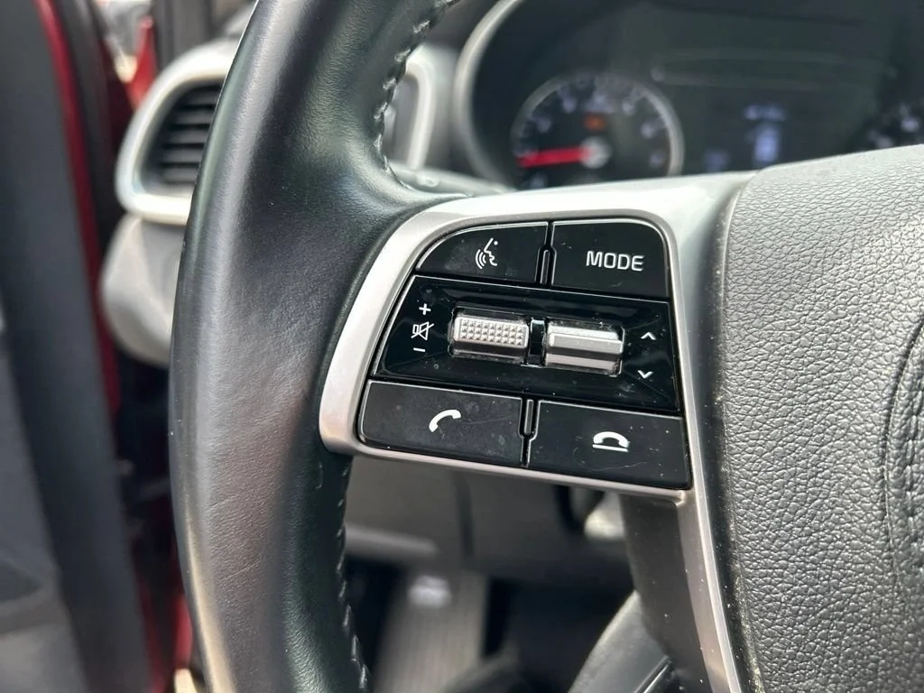 Used 2020 Passion Red Kia LX image 8