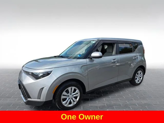Used 2024 Gray Kia LX image 4