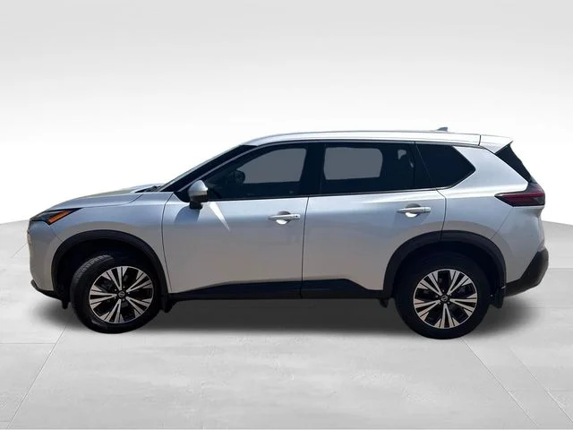 Certified Used 2021 Silver Nissan SV image 5