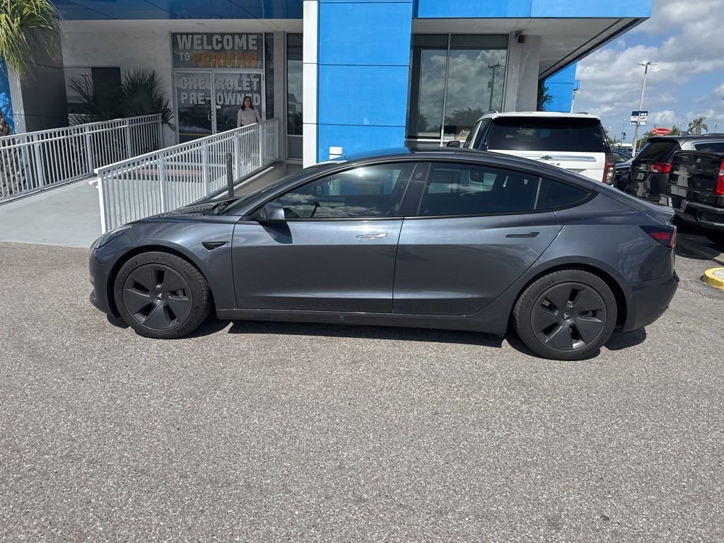 2022 Tesla Model 3 Long Range Dual Motor All-Wheel Drive's photo