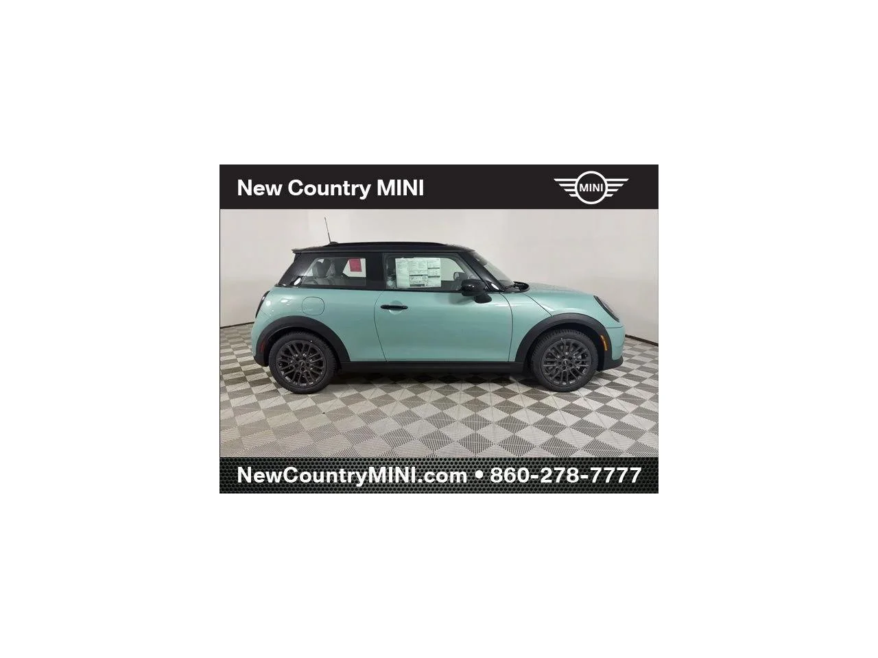 New 2026 Green MINI Signature Plus image 8