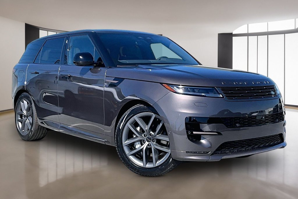 New 2026 CHARENTE GREY Land Rover Dynamic SE image 2