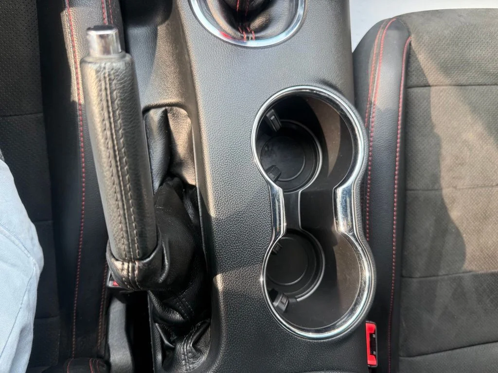 Used 2017 White Ford GT Premium image 27