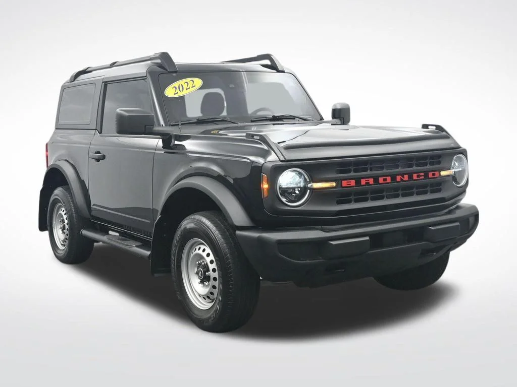 Used 2022 Black Ford Base image 3