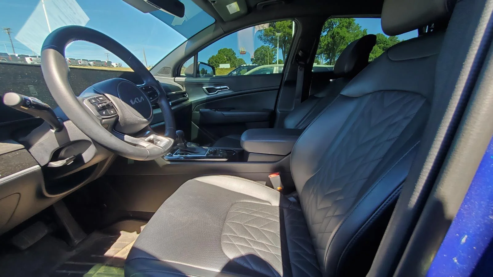 Used 2024 Sapphire Blue Kia X-Line image 3