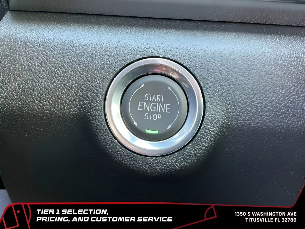 New 2026 Sterling Metallic GMC Elevation image 36