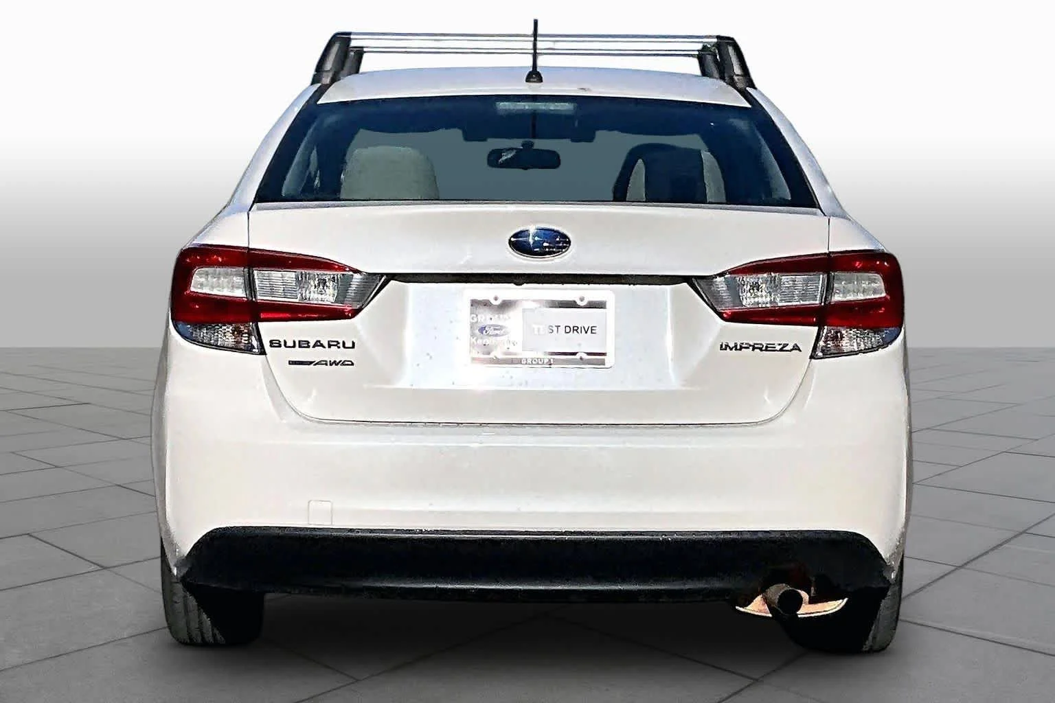 Used 2023 Crystal White Pearl Subaru  image 8
