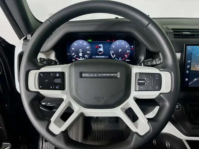 New 2025 Black Land Rover S image 12