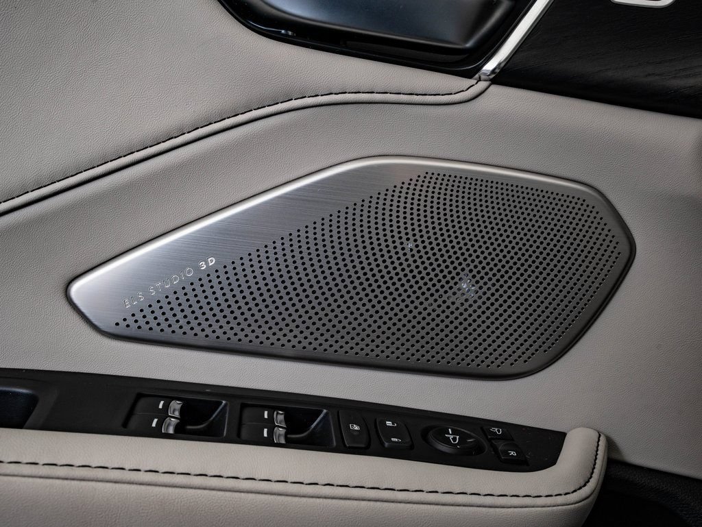 Used 2026 Platinum White Acura Advance Package image 26