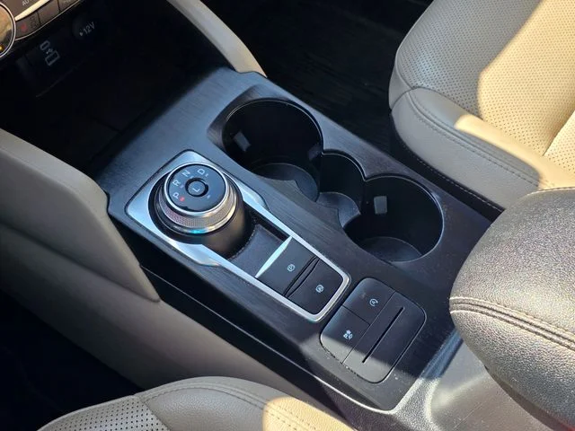 2022 Ford Escape SEL - Photo 27