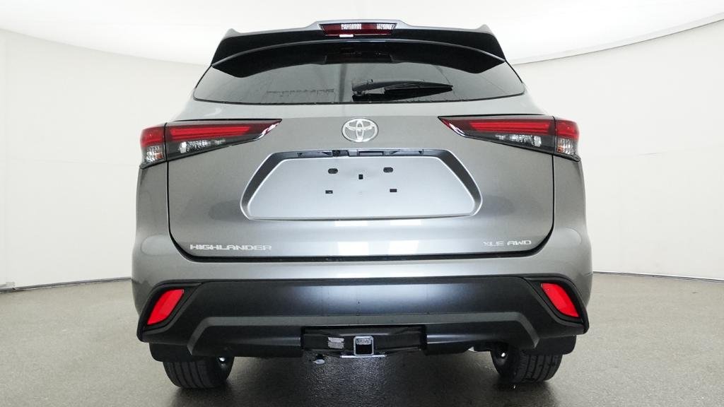 New 2026 Heavy Metal Toyota XLE image 20