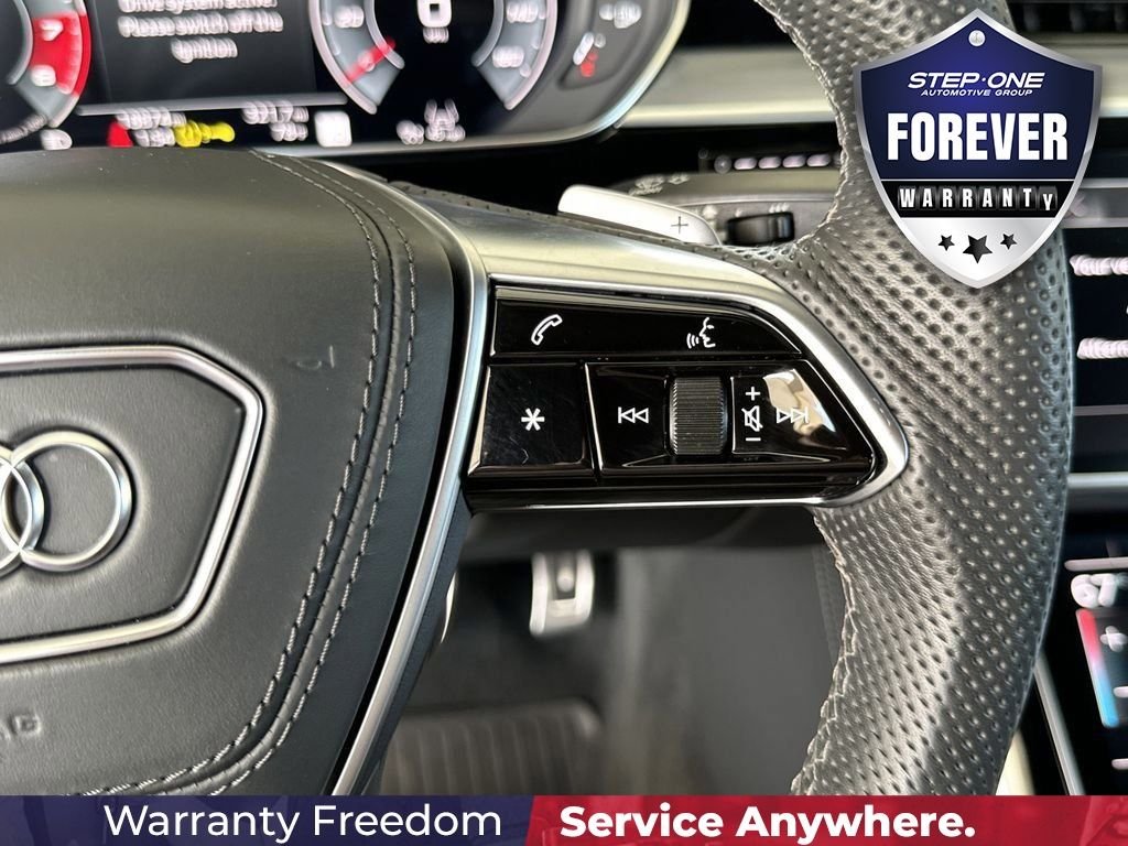 Used 2024  Audi 4.0T image 21