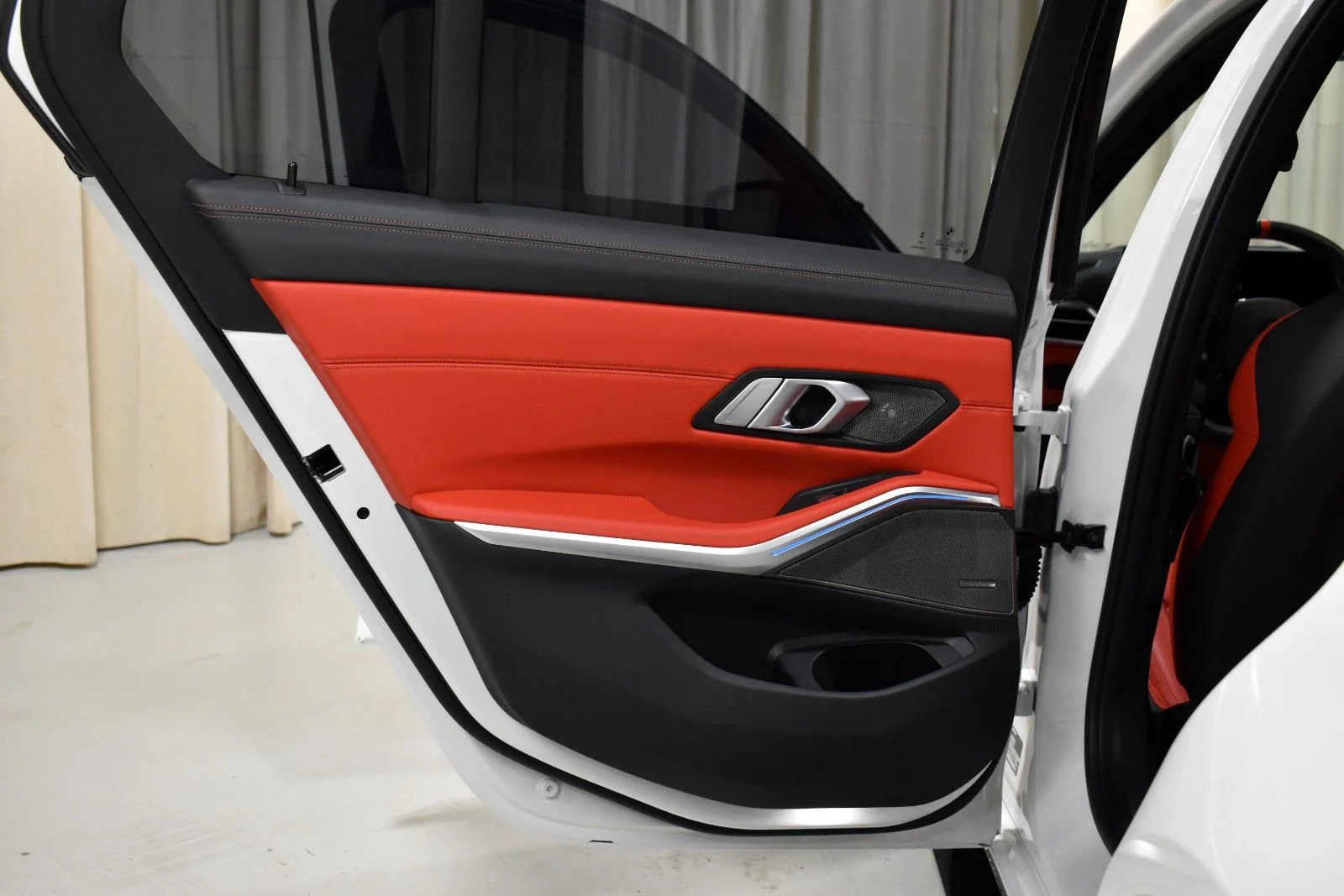 Used 2026 White BMW  image 34