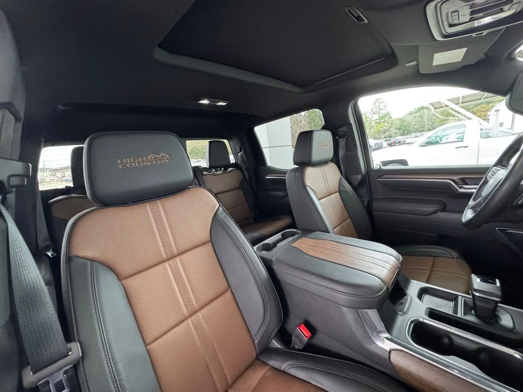 Used 2025 Beige Chevrolet High Country image 18