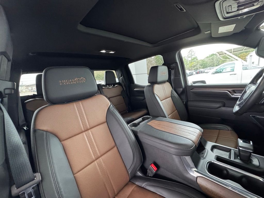 Used 2025 Beige Chevrolet High Country image 18