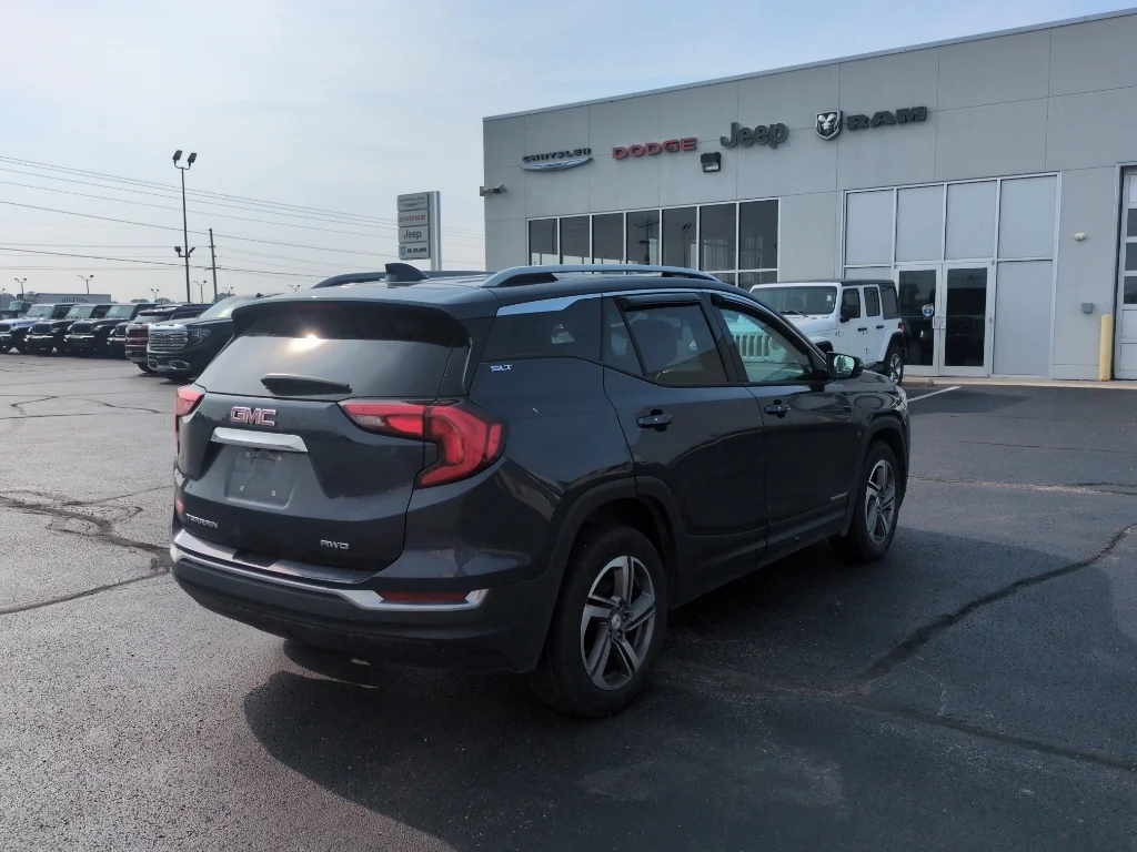 Used 2018 Blue Steel Metallic GMC SLT image 5