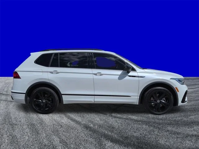 Used 2023 Opal White Pearl Effect Volkswagen 2.0T SE R-Line Black image 3
