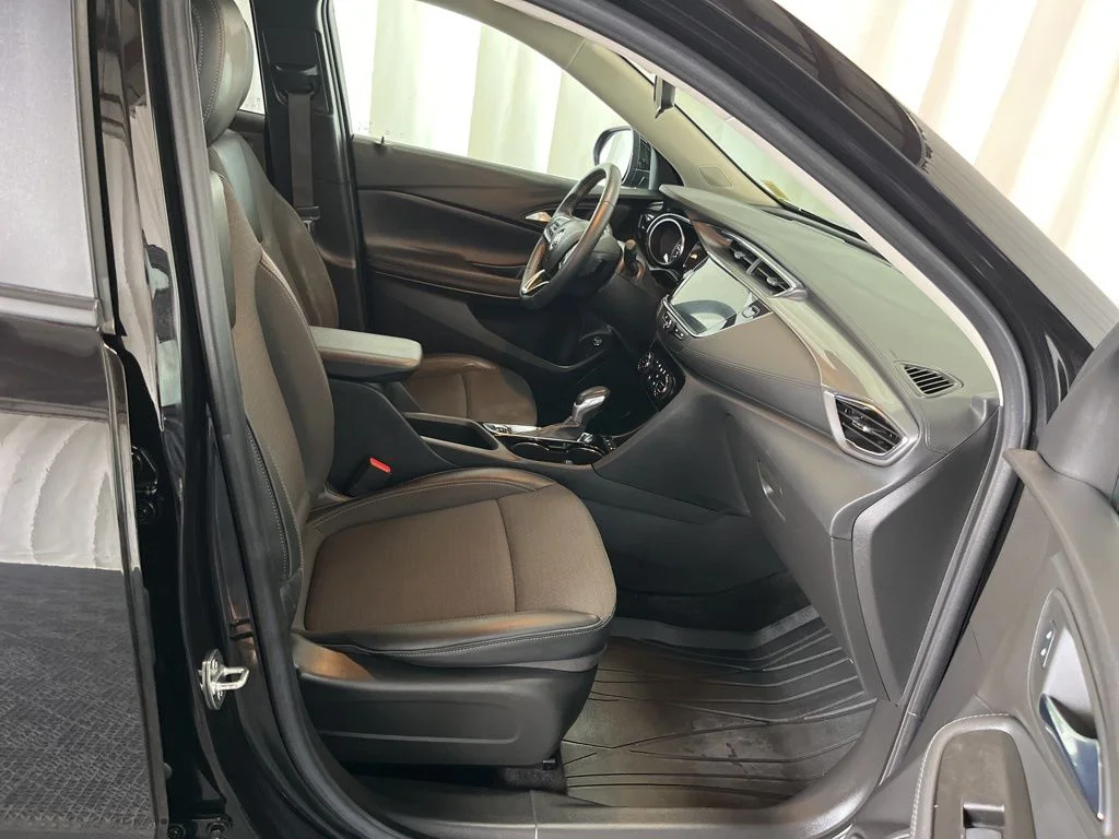 Used 2023 Black Buick Select image 19