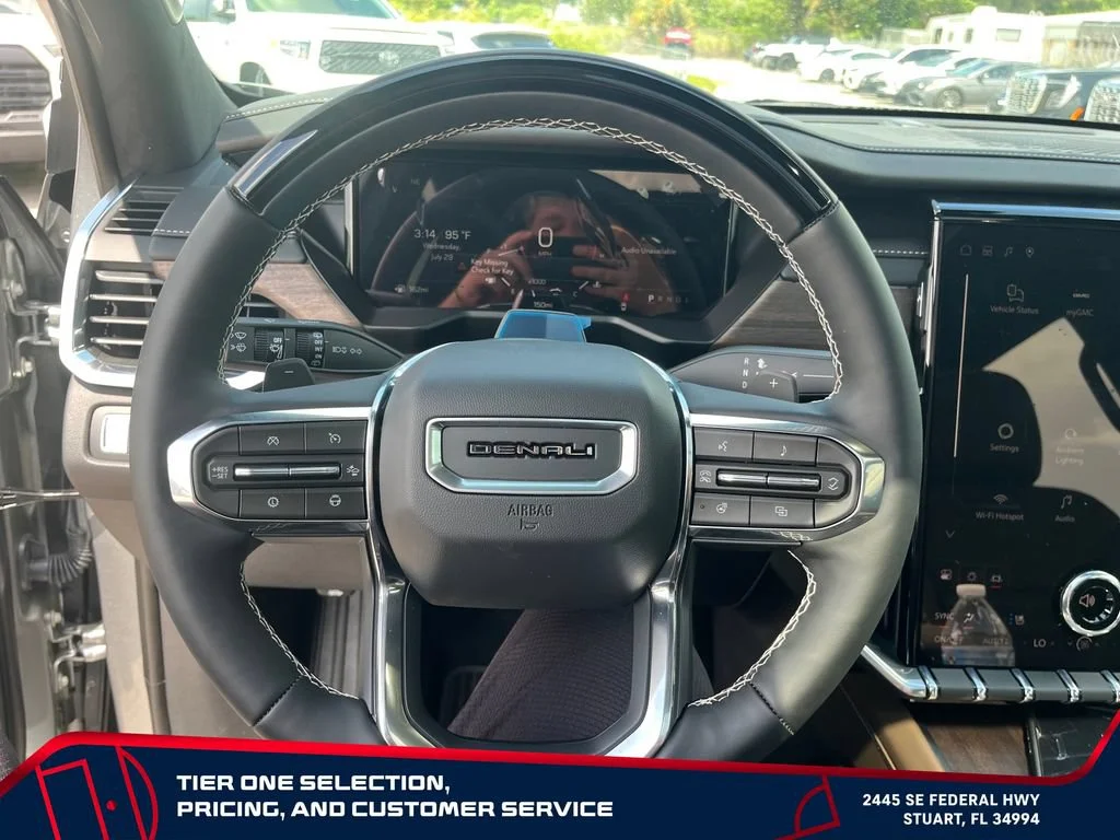 2026 GMC Acadia Denali Ultimate - Photo 20