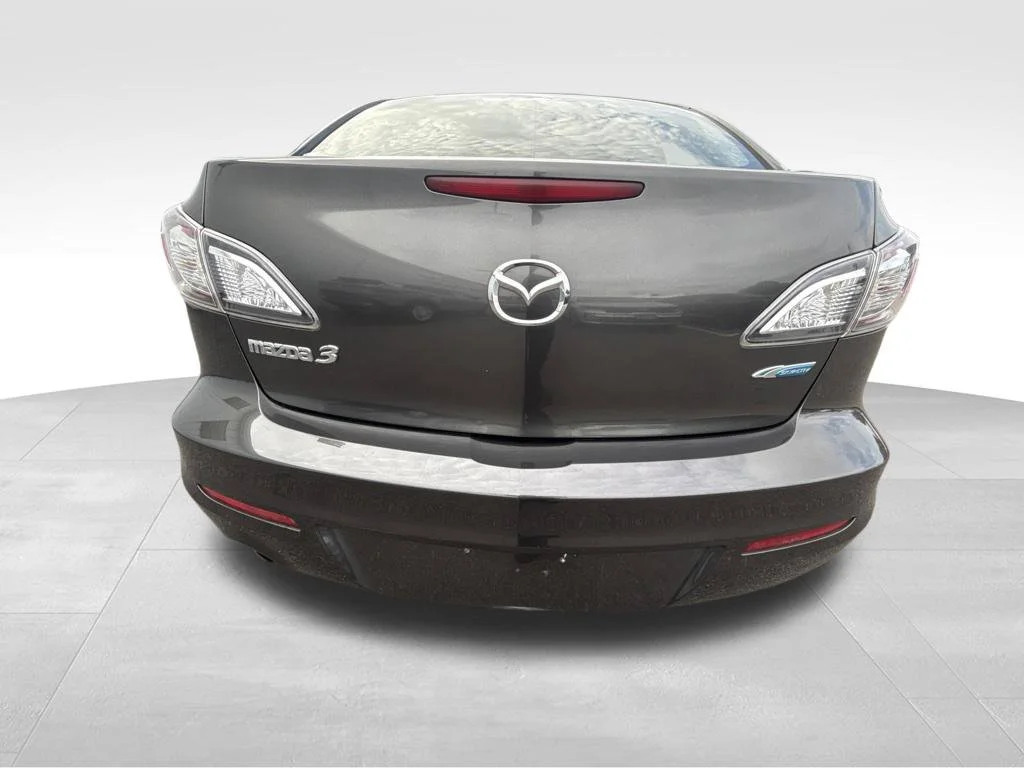 Used 2012 Gray Mazda i Touring image 4