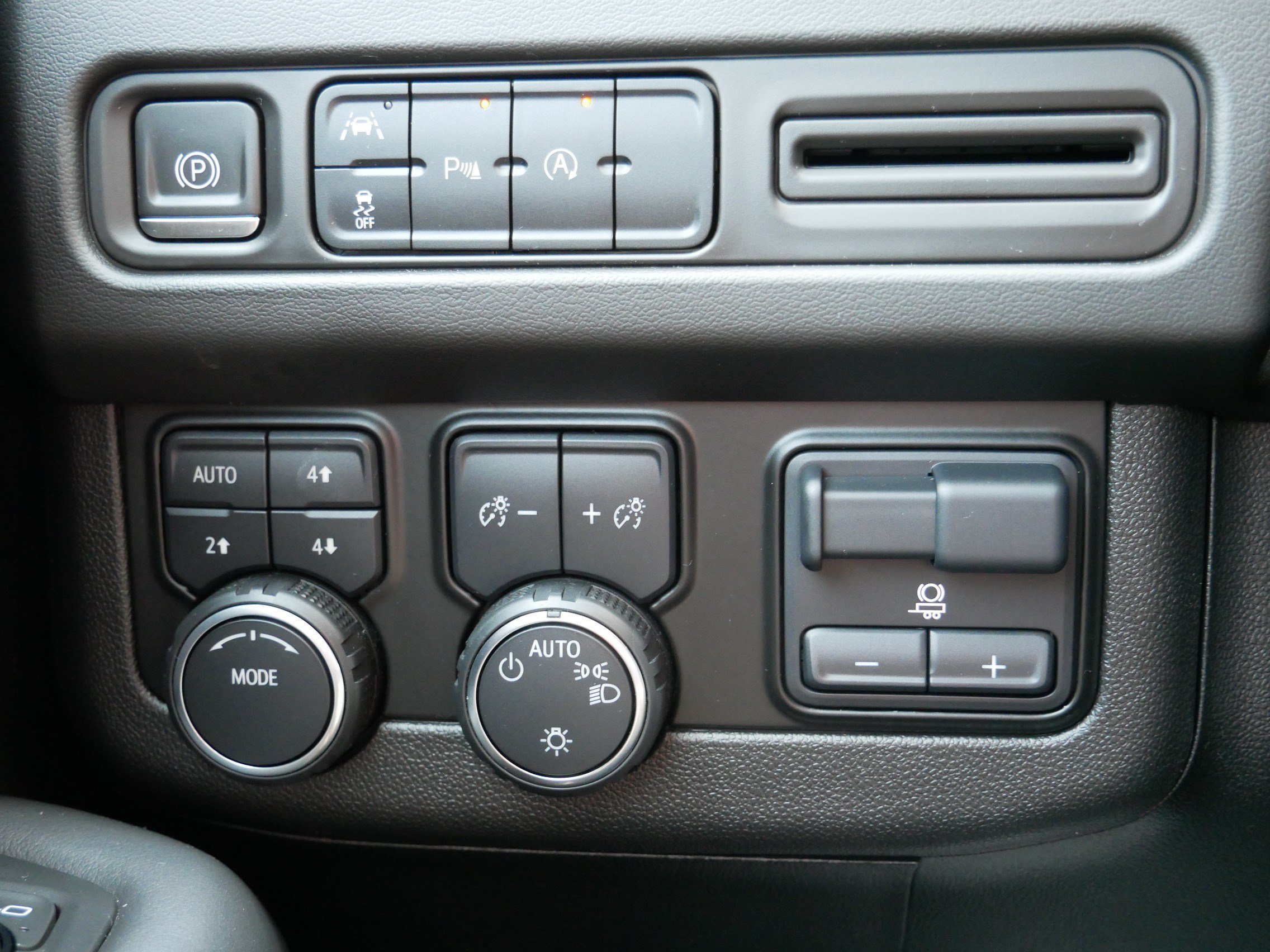 2023 Chevrolet Tahoe LS - Photo 23