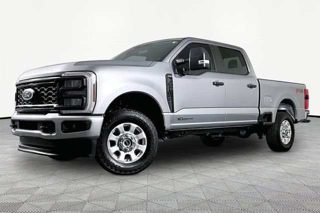2024 Ford F-250 XL 4x4 Crew Cab 6-3/4' Box's photo