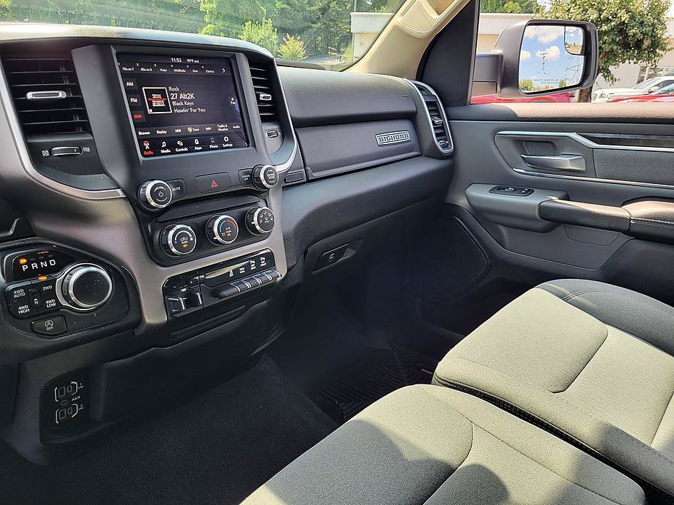 Used 2019 Bright White Clearcoat Ram Big Horn/Lone Star image 17