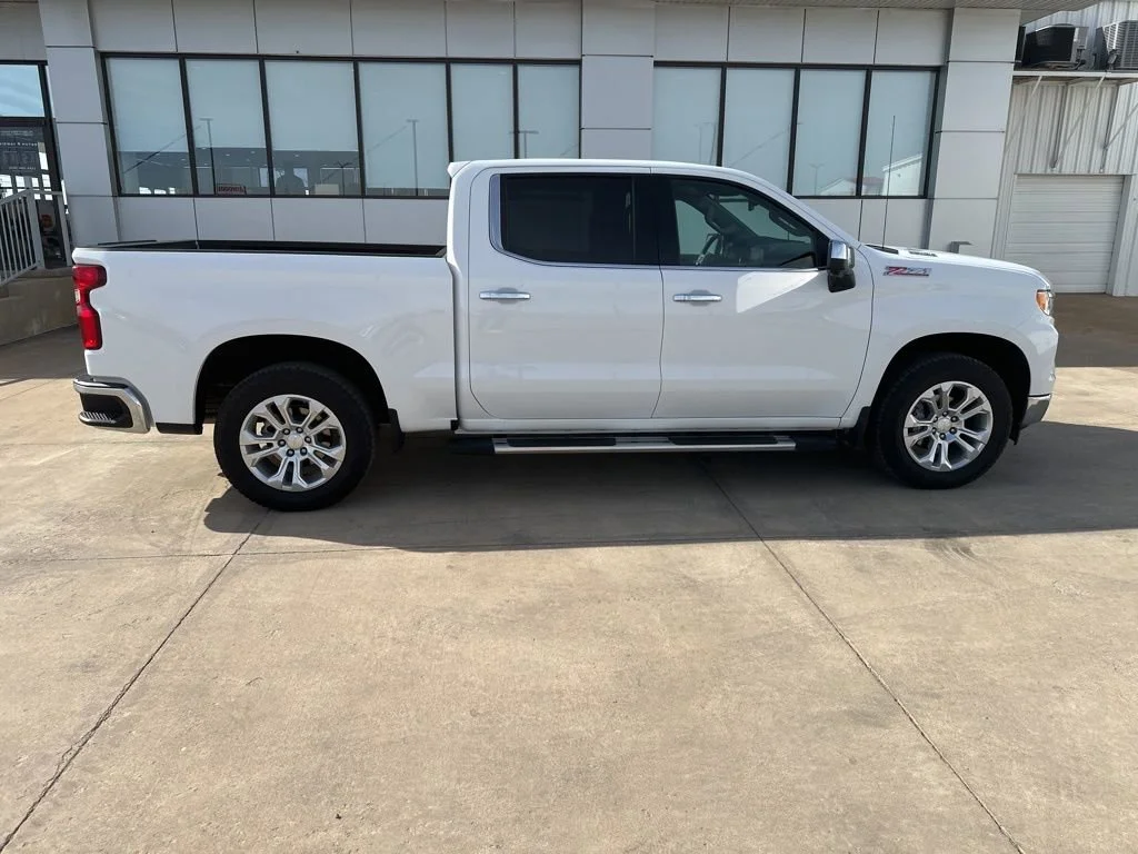 2024 Chevrolet Silverado 1500 LTZ - Photo 39