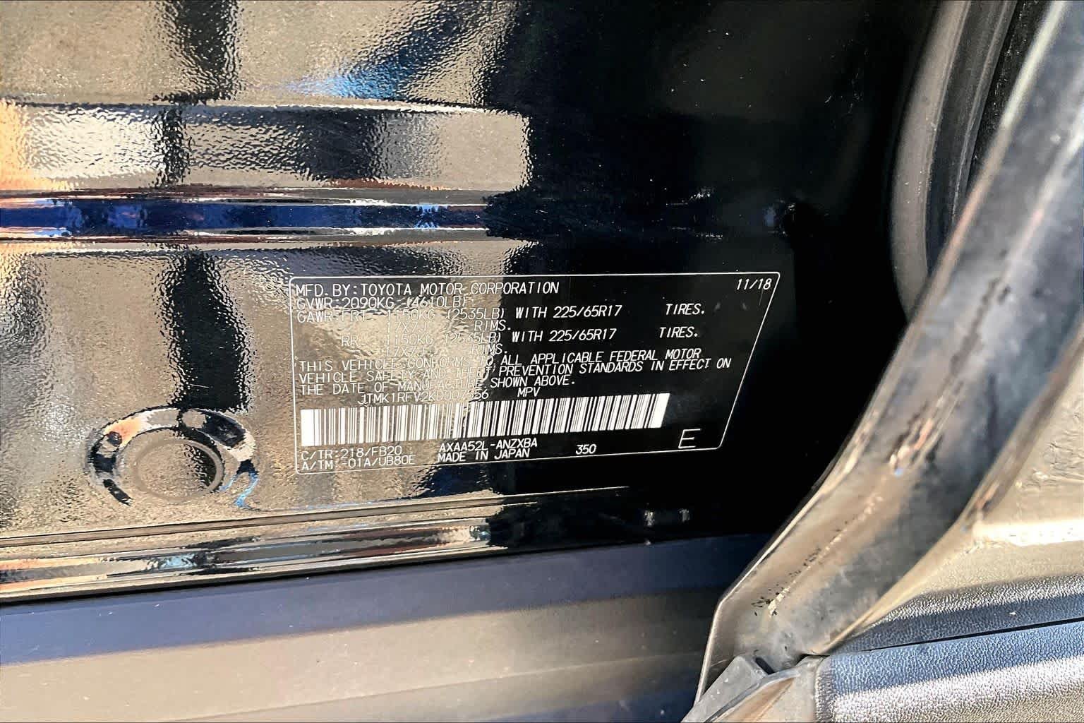 Used 2019 Midnight Black Metallic Toyota LE image 36